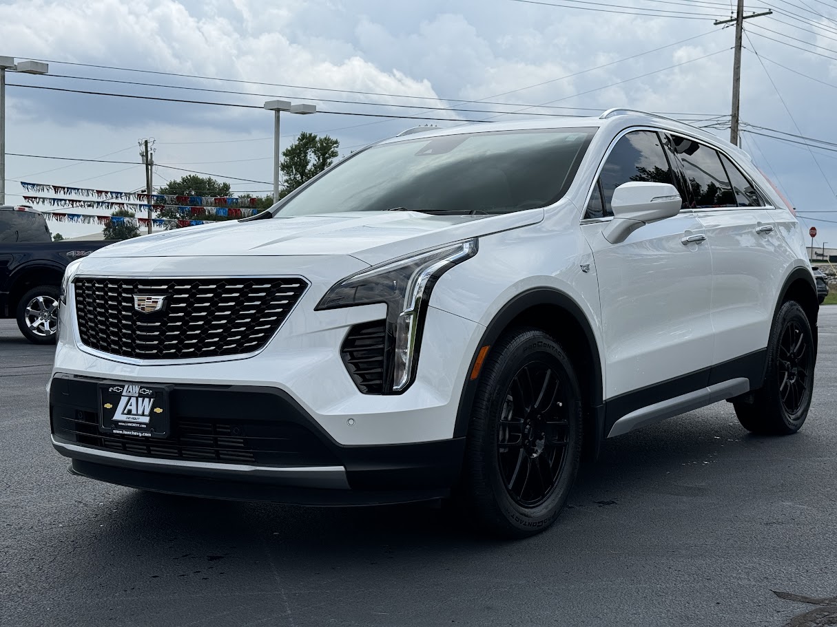 2021 Cadillac XT4 Vehicle Photo in BOONVILLE, IN 47601-9633