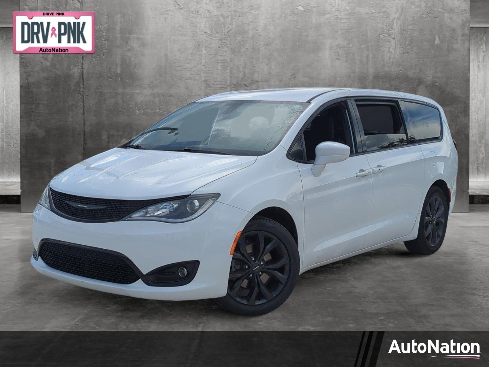 2019 Chrysler Pacifica Vehicle Photo in Pembroke Pines, FL 33027