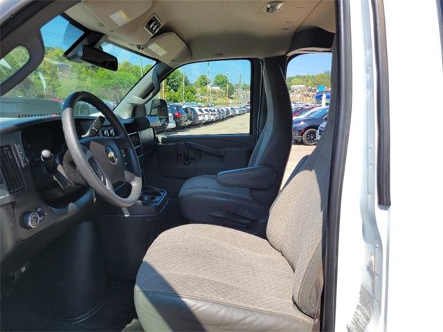 2019 Chevrolet Express Passenger Vehicle Photo in MILFORD, OH 45150-1684