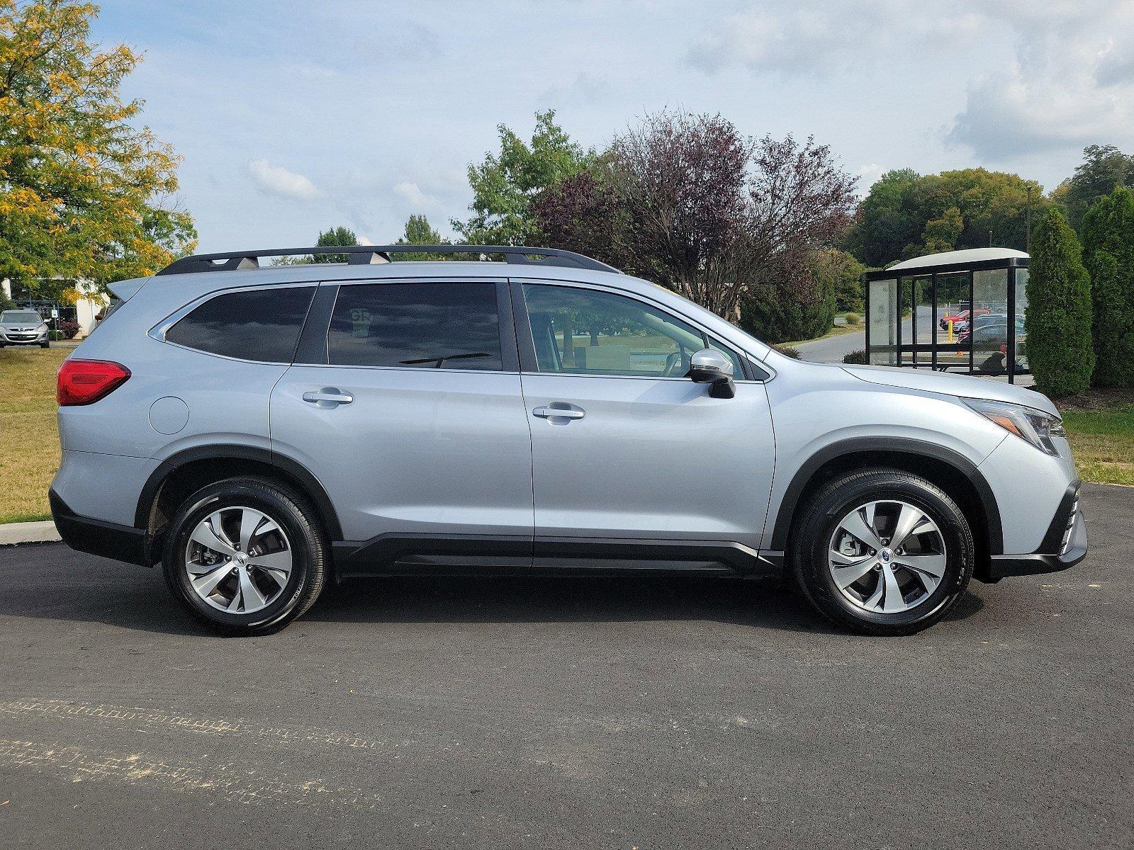 2023 Subaru Ascent Vehicle Photo in Harrisburg, PA 17111