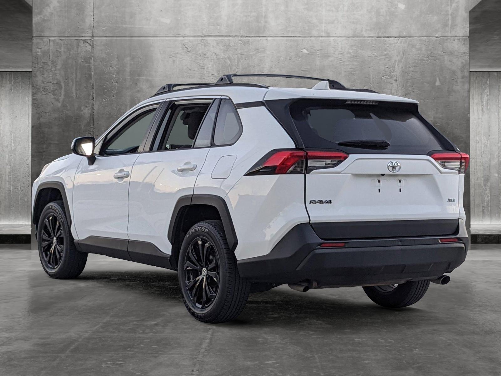 2019 Toyota RAV4 Vehicle Photo in Davie, FL 33331