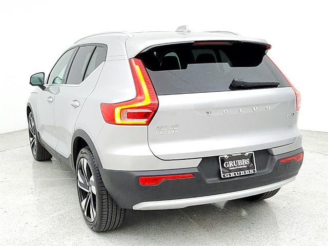 2023 Volvo XC40 Vehicle Photo in Grapevine, TX 76051