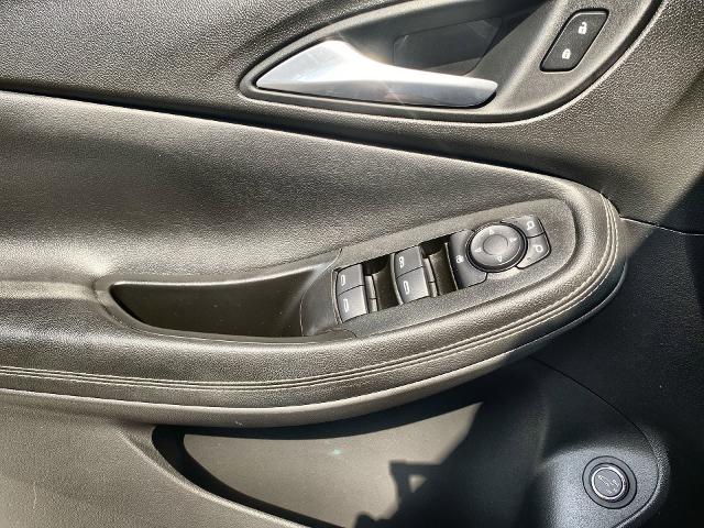 2021 Buick Encore GX Vehicle Photo in WILLIAMSVILLE, NY 14221-2883