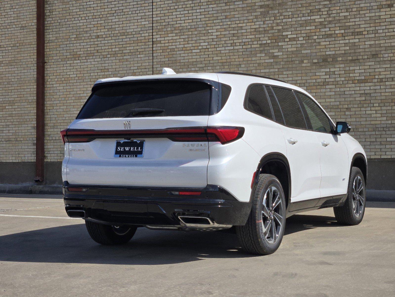 2025 Buick Enclave Vehicle Photo in DALLAS, TX 75209-3016