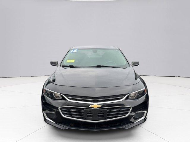 2016 Chevrolet Malibu Vehicle Photo in LEOMINSTER, MA 01453-2952