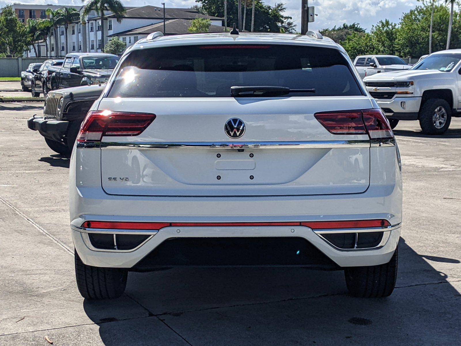 2021 Volkswagen Atlas Cross Sport Vehicle Photo in PEMBROKE PINES, FL 33024-6534