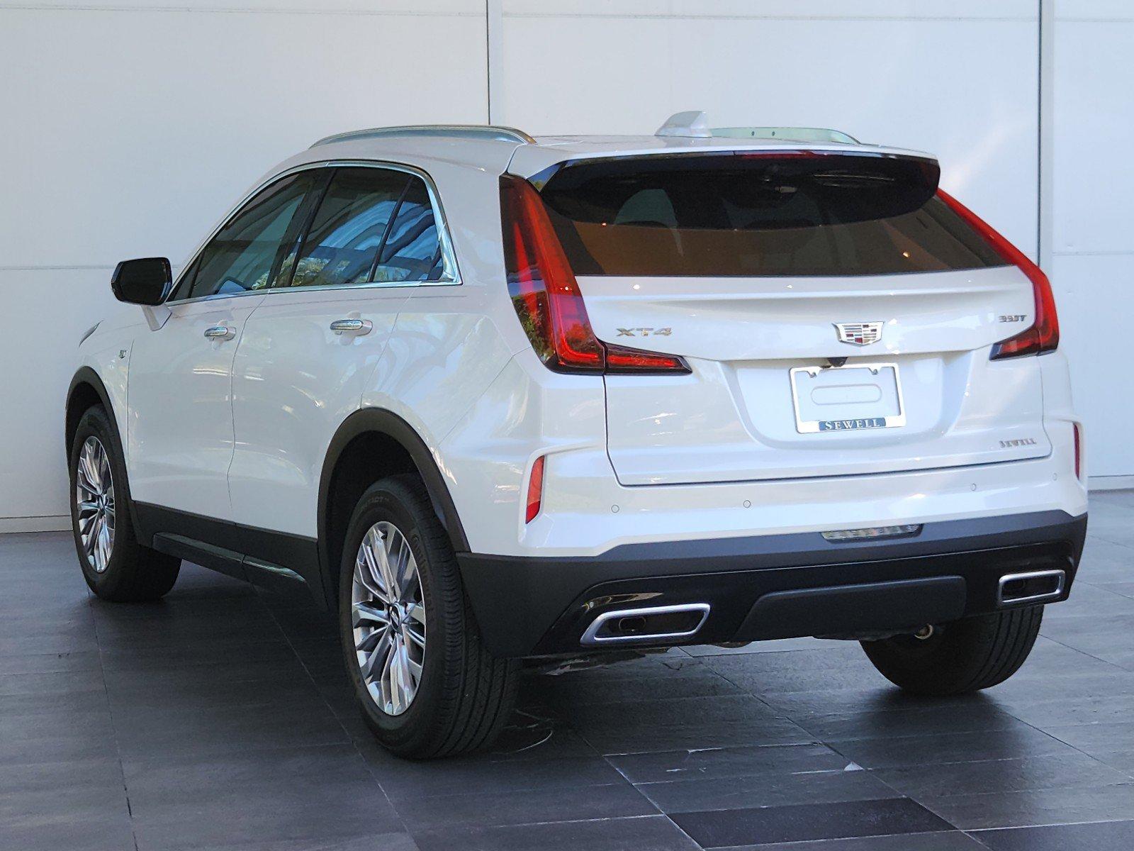 2024 Cadillac XT4 Vehicle Photo in HOUSTON, TX 77079-1502