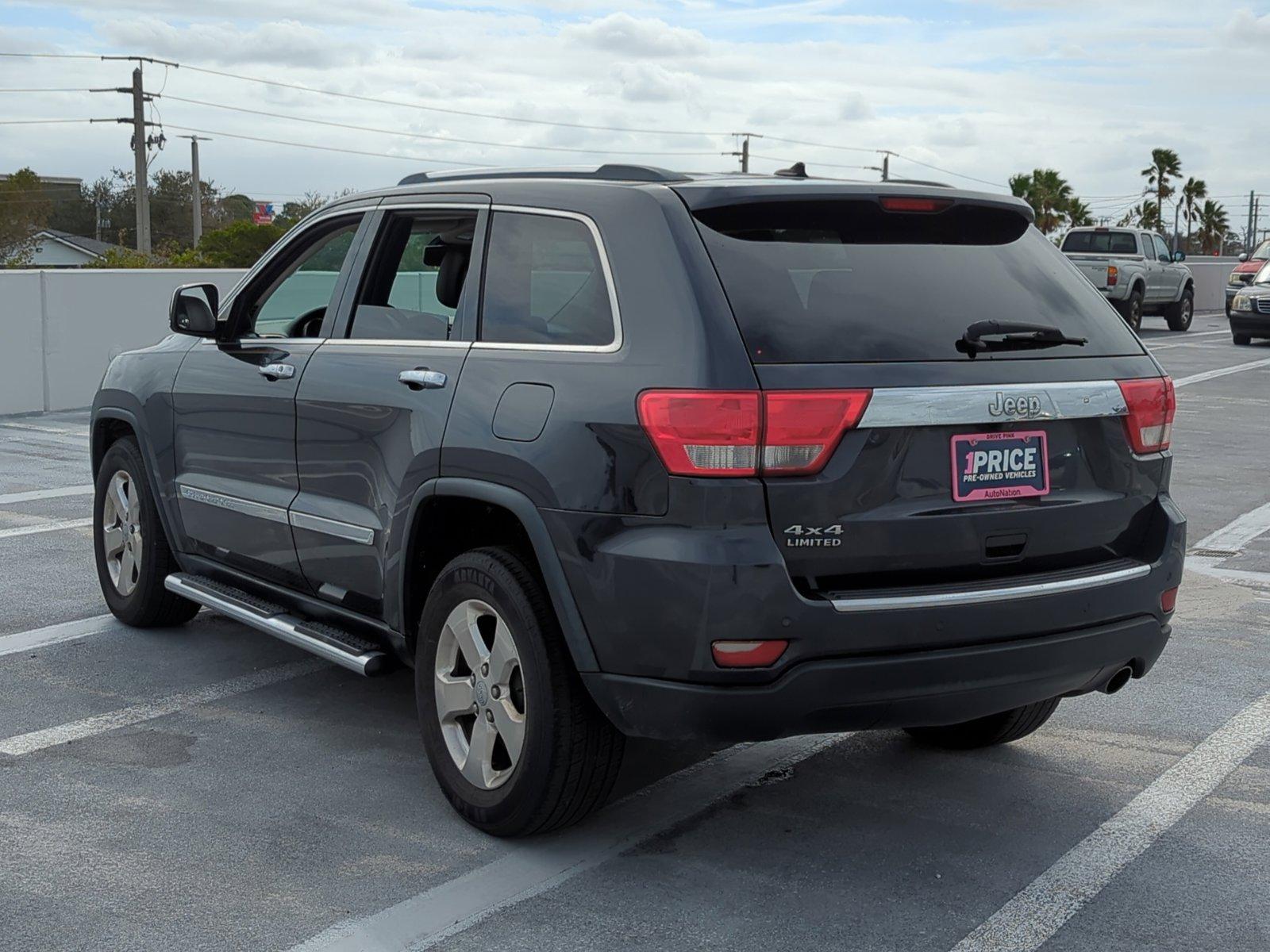 2013 Jeep Grand Cherokee Vehicle Photo in Ft. Myers, FL 33907