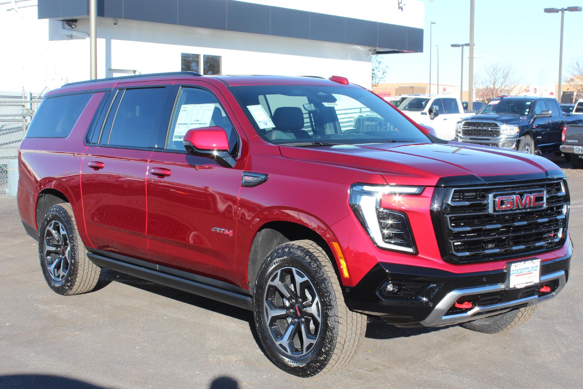 2025 GMC Yukon XL Vehicle Photo in AURORA, CO 80012-4011