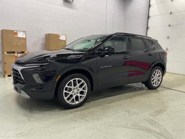 2024 Chevrolet Blazer Vehicle Photo in ROGERS, MN 55374-9422