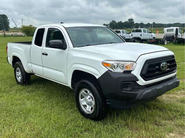 2020 Toyota Tacoma 2WD Vehicle Photo in DUNN, NC 28334-8900