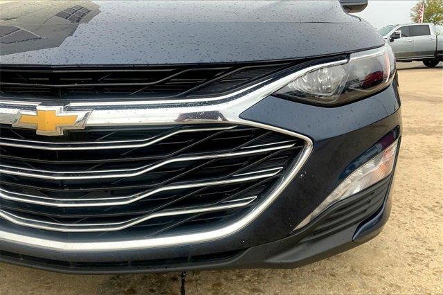 2022 Chevrolet Malibu Vehicle Photo in TOPEKA, KS 66609-0000