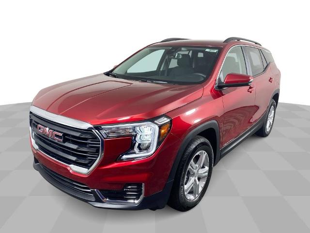 2024 GMC Terrain Vehicle Photo in ALLIANCE, OH 44601-4622