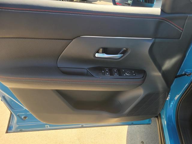 2025 Nissan Kicks Vehicle Photo in Weatherford, TX 76087