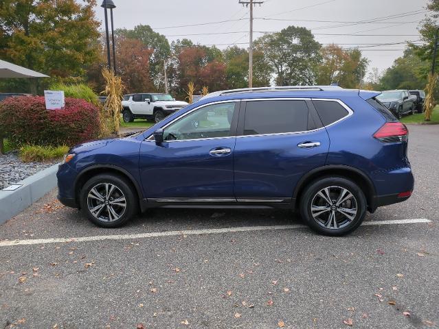 Used 2017 Nissan Rogue SL with VIN 5N1AT2MVXHC861415 for sale in South Kingstown, RI