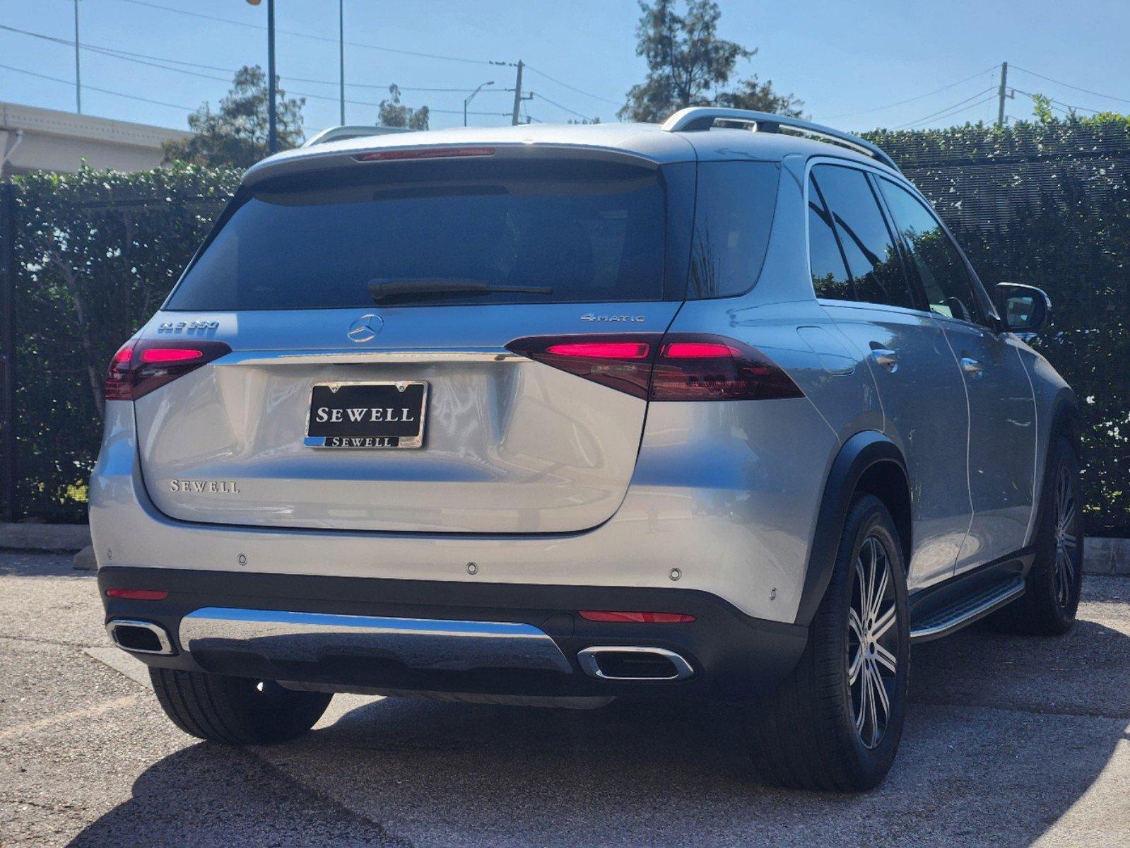 2025 Mercedes-Benz GLE Vehicle Photo in HOUSTON, TX 77079