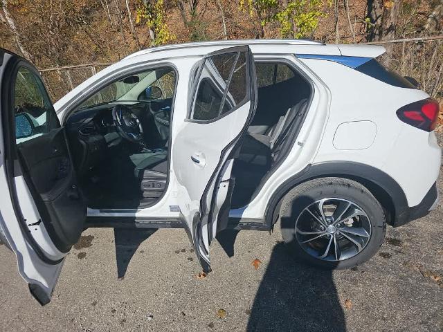 2021 Buick Encore GX Vehicle Photo in GLENSHAW, PA 15116-1739