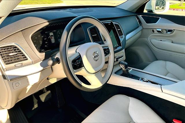 2022 Volvo XC90 Vehicle Photo in Houston, TX 77007