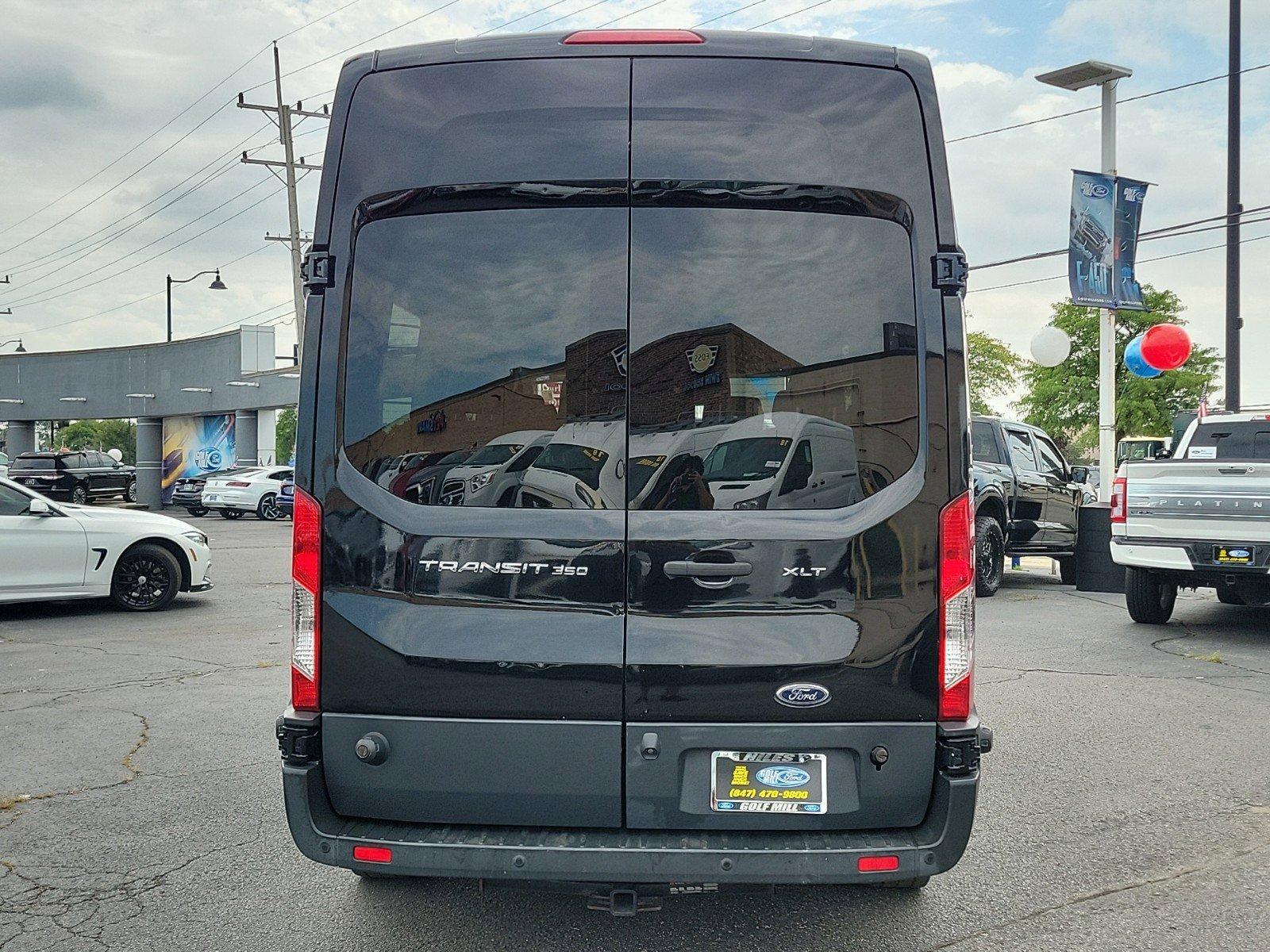 2017 Ford Transit Wagon Vehicle Photo in Saint Charles, IL 60174