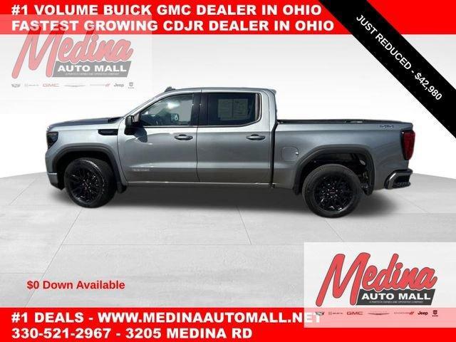 2023 GMC Sierra 1500 Vehicle Photo in MEDINA, OH 44256-9631