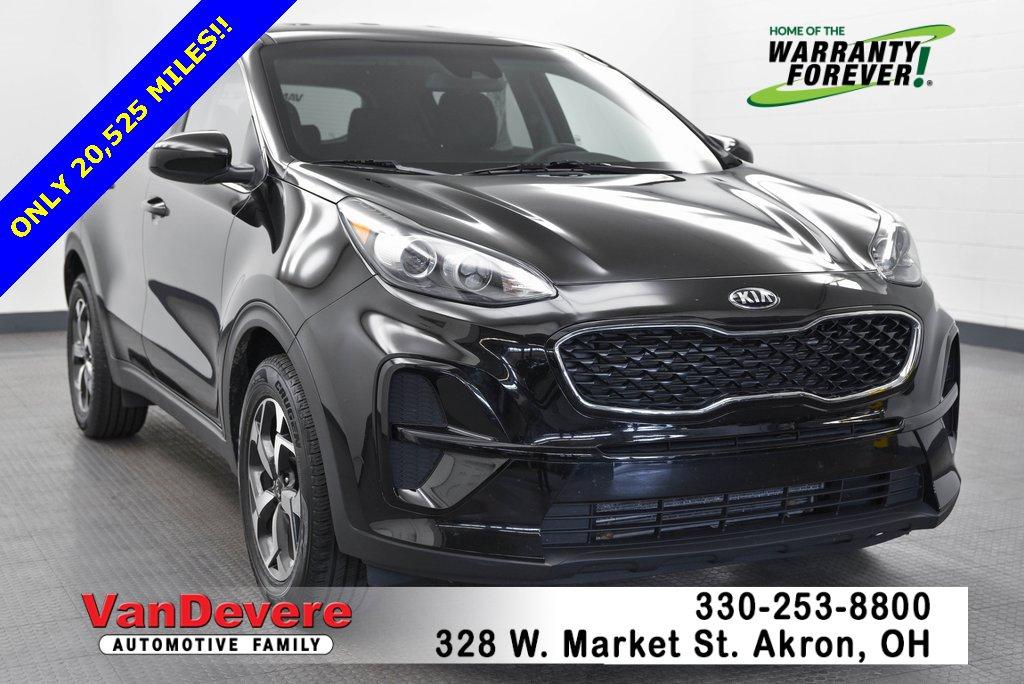 2022 Kia Sportage Vehicle Photo in AKRON, OH 44303-2185