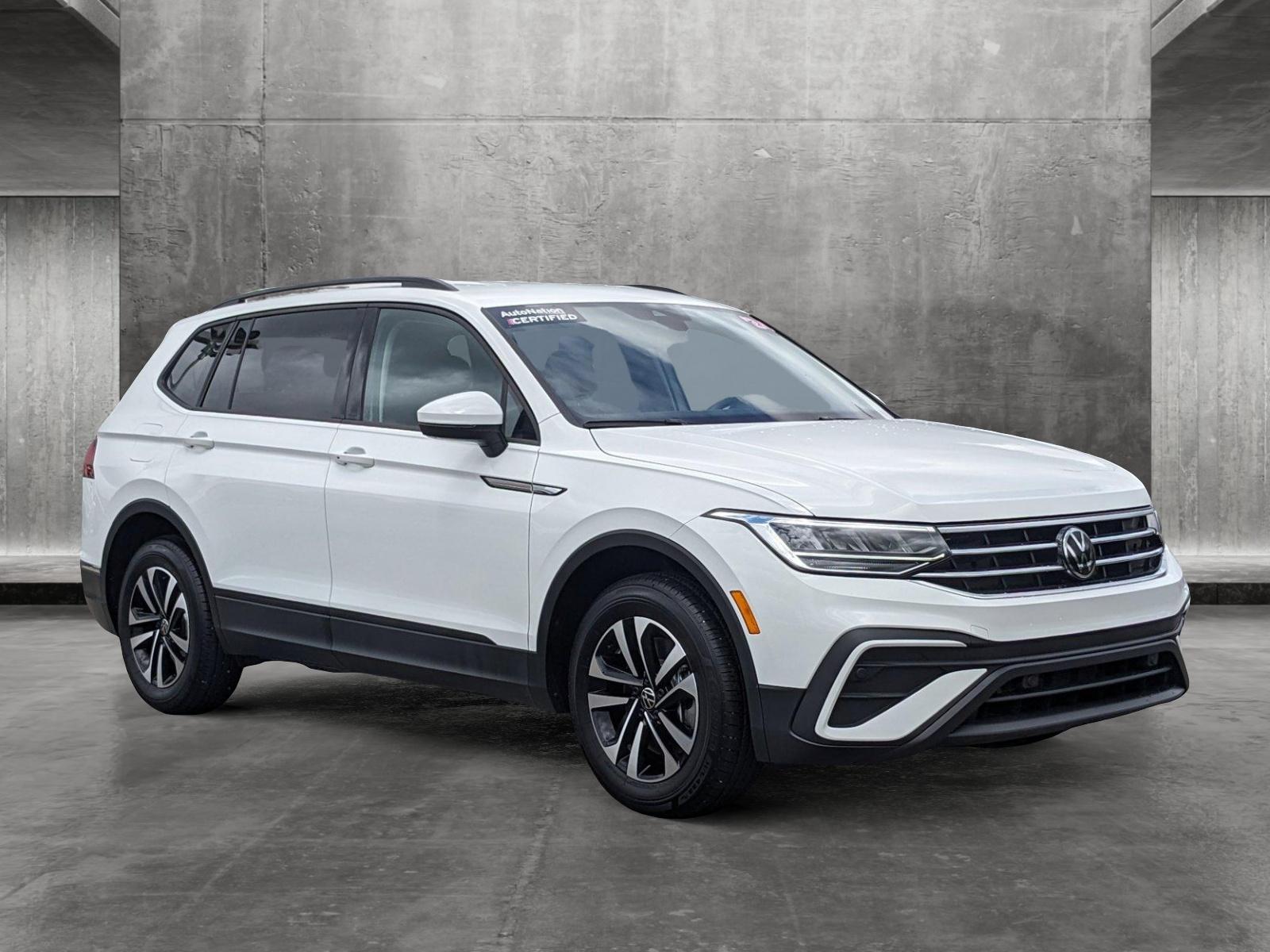 2024 Volkswagen Tiguan Vehicle Photo in HOUSTON, TX 77034-5009