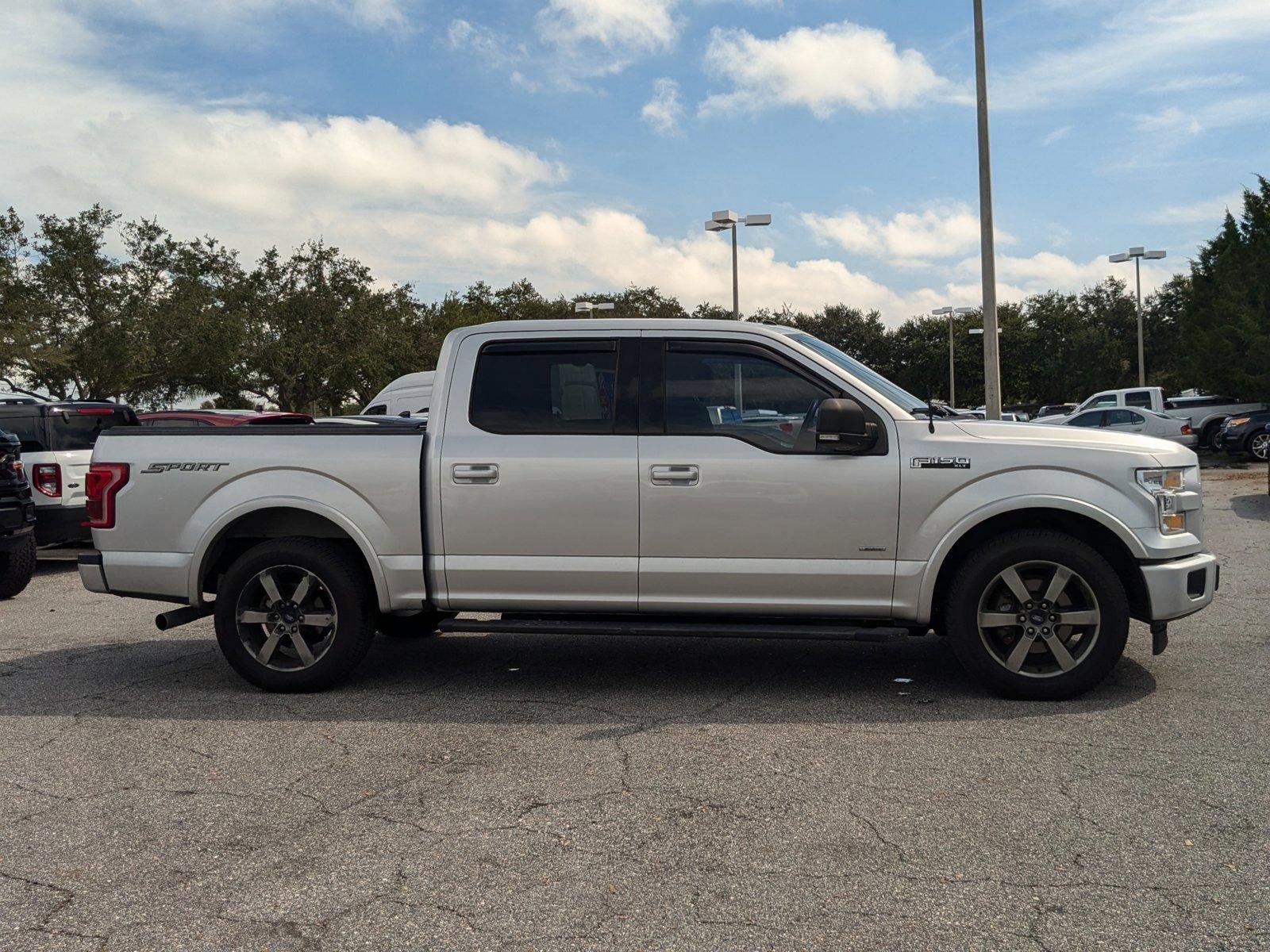 2017 Ford F-150 Vehicle Photo in St. Petersburg, FL 33713