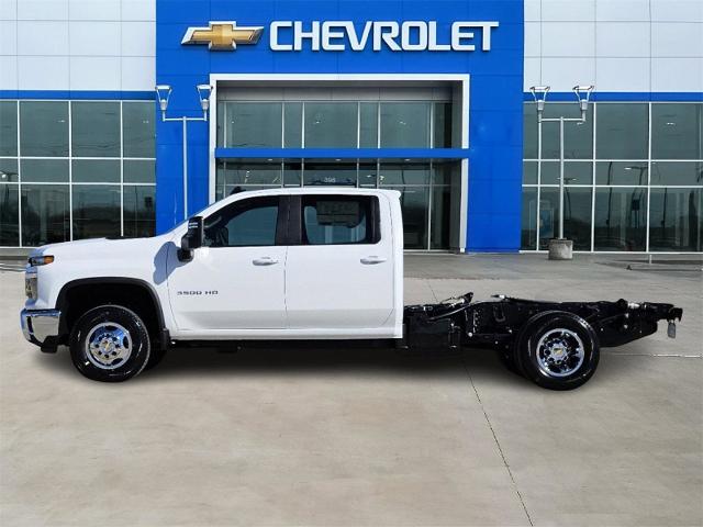 2025 Chevrolet Silverado 3500 HD CC Vehicle Photo in Weatherford, TX 76087