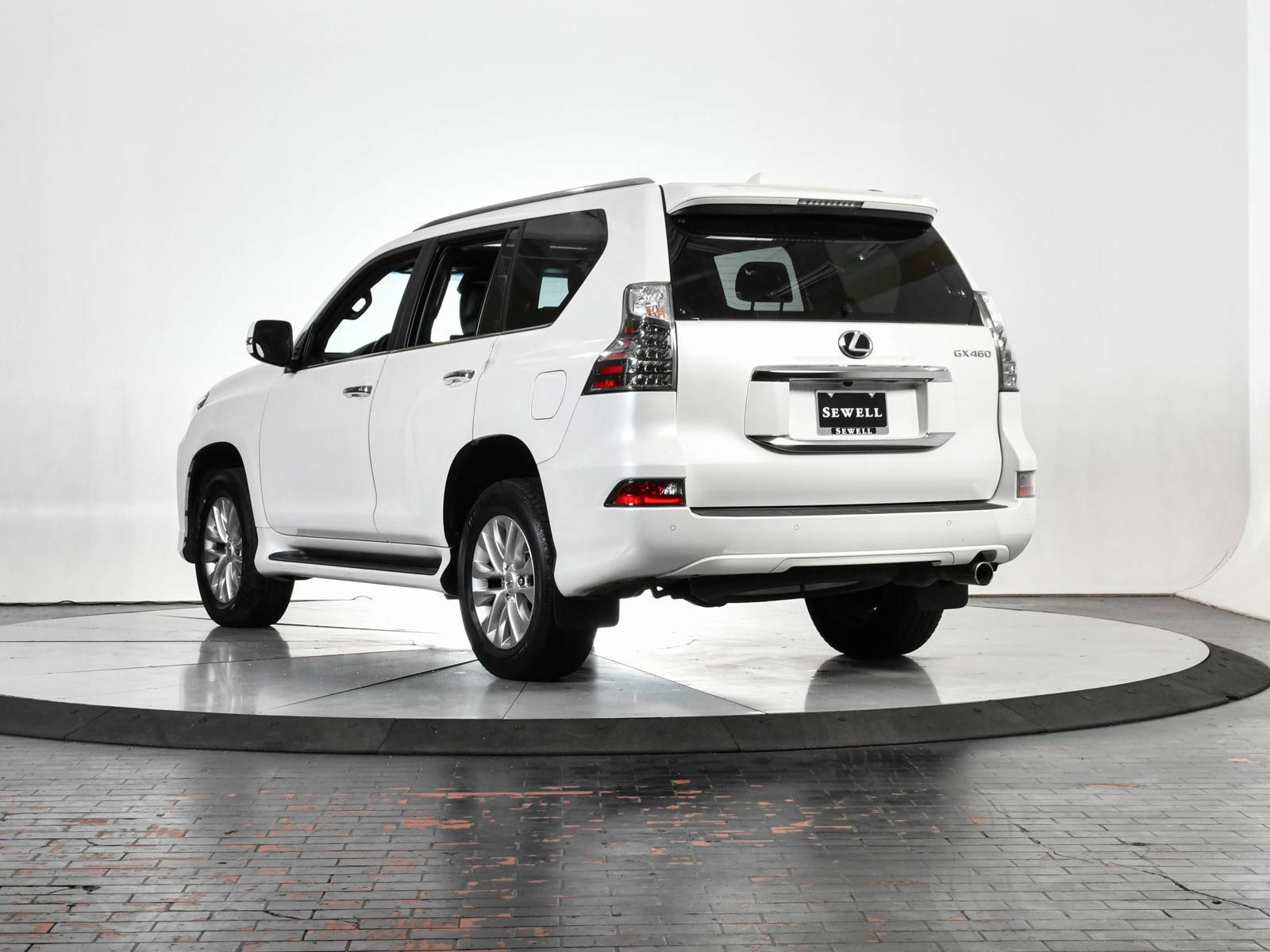 2022 Lexus GX 460 Vehicle Photo in DALLAS, TX 75235