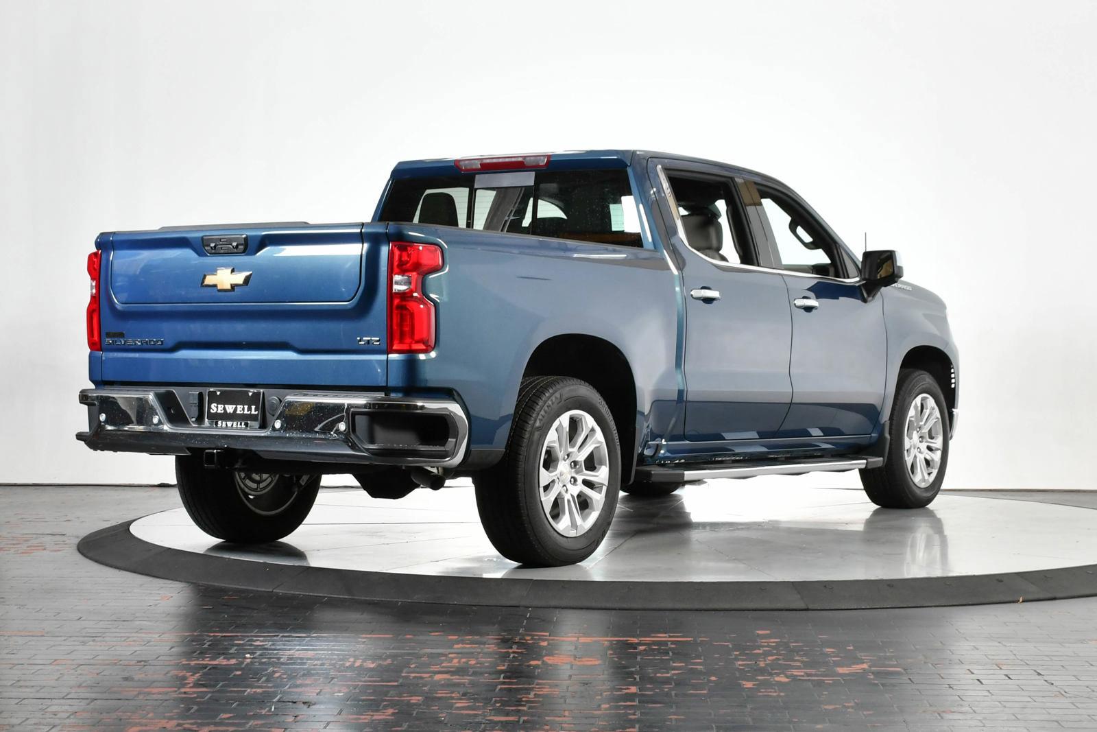 2024 Chevrolet Silverado 1500 Vehicle Photo in DALLAS, TX 75235