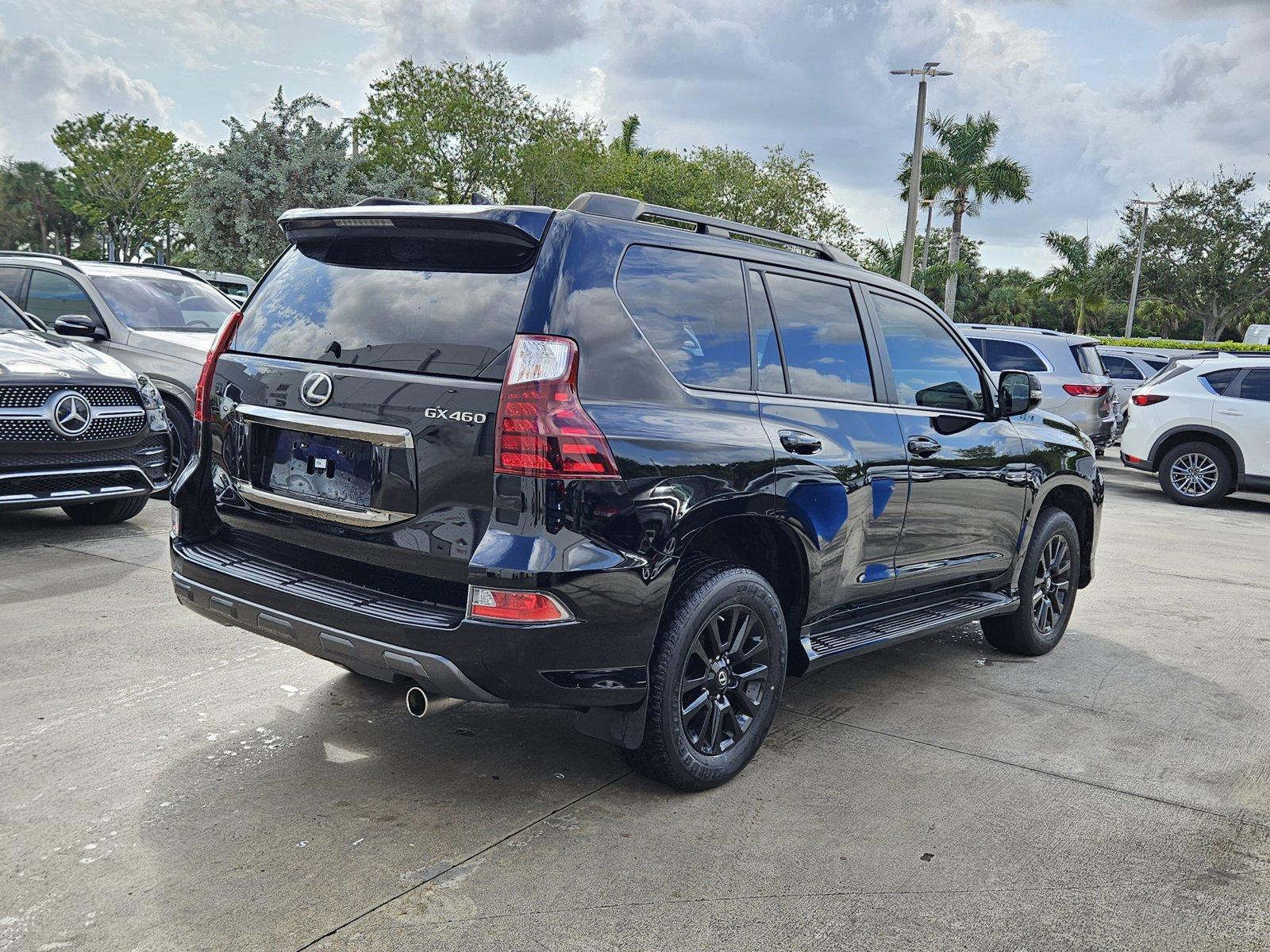 2022 Lexus GX 460 Vehicle Photo in Pembroke Pines , FL 33027