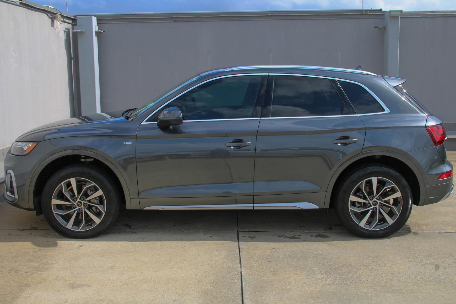 2023 Audi Q5 Vehicle Photo in SUGAR LAND, TX 77478