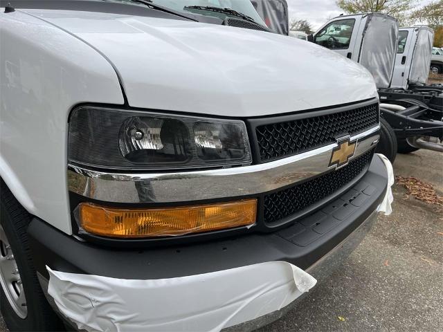 2025 Chevrolet Express Cargo 2500 Vehicle Photo in ALCOA, TN 37701-3235