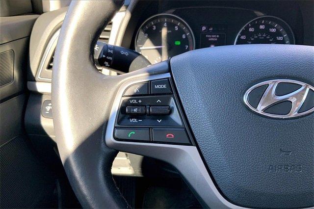 2017 Hyundai ELANTRA Vehicle Photo in KANSAS CITY, MO 64114-4502