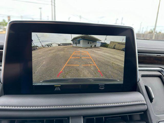 2023 Chevrolet Suburban Vehicle Photo in TUPELO, MS 38801-6508