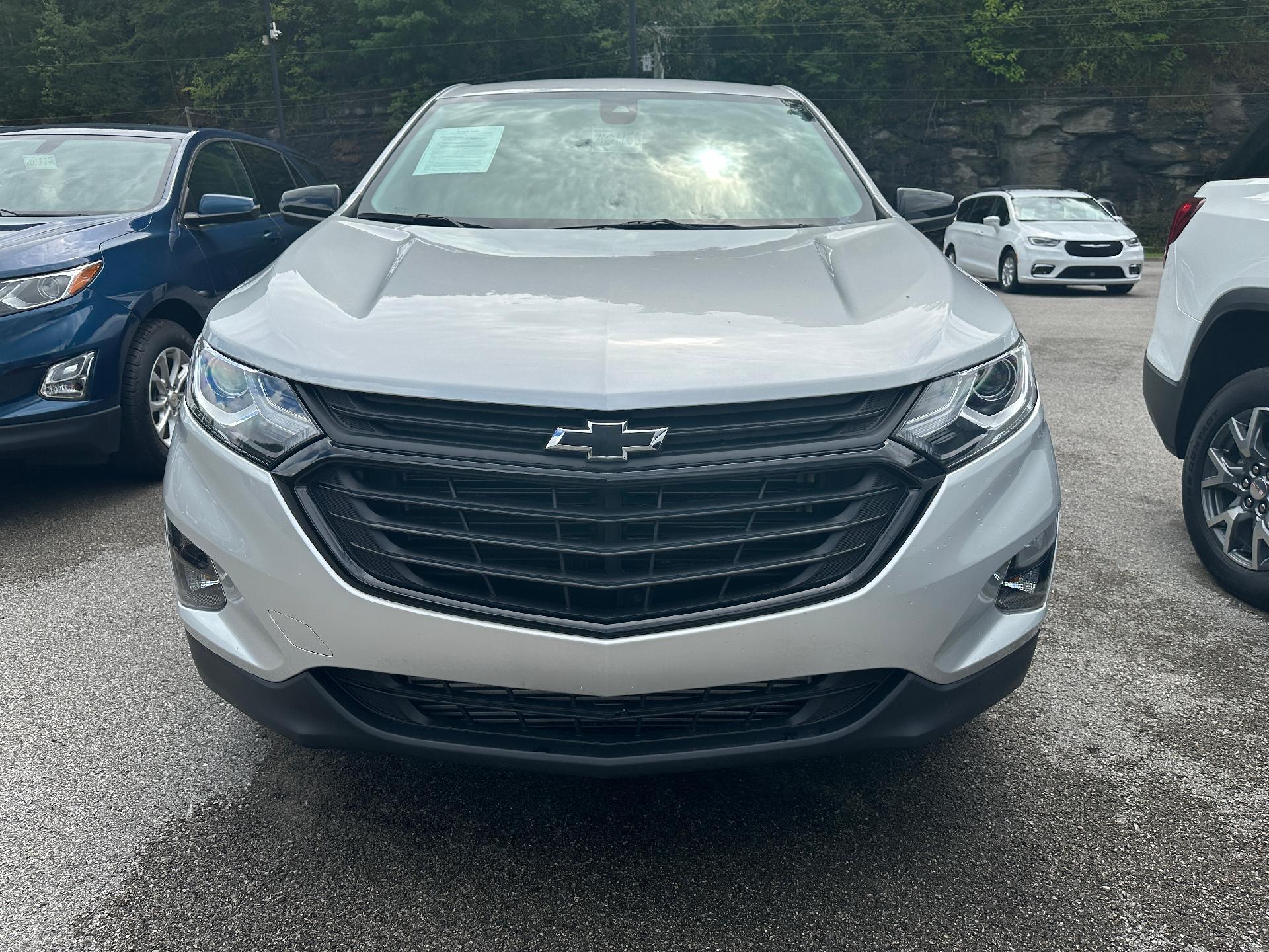 Used 2021 Chevrolet Equinox LT with VIN 3GNAXUEV2ML401156 for sale in Prestonsburg, KY