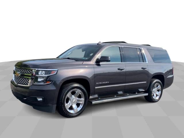 2017 Chevrolet Suburban Vehicle Photo in MOON TOWNSHIP, PA 15108-2571