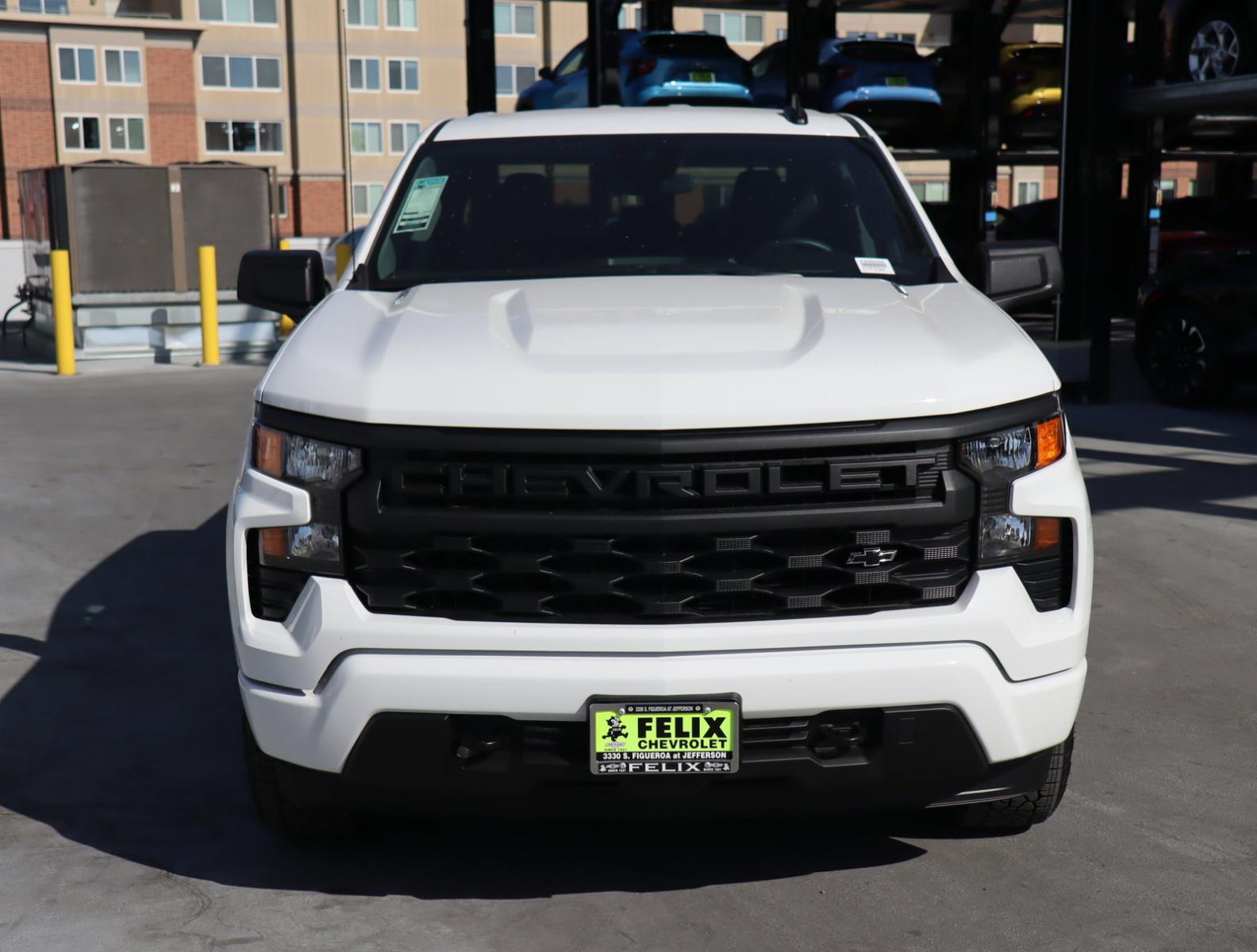 2024 Chevrolet Silverado 1500 Vehicle Photo in LOS ANGELES, CA 90007-3794