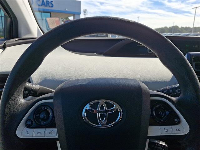 2017 Toyota Prius Vehicle Photo in LEWES, DE 19958-4935