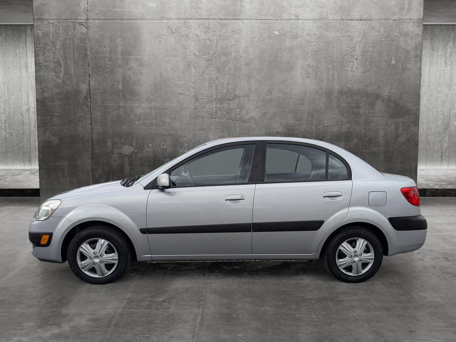 2006 Kia Rio Vehicle Photo in Spokane Valley, WA 99212