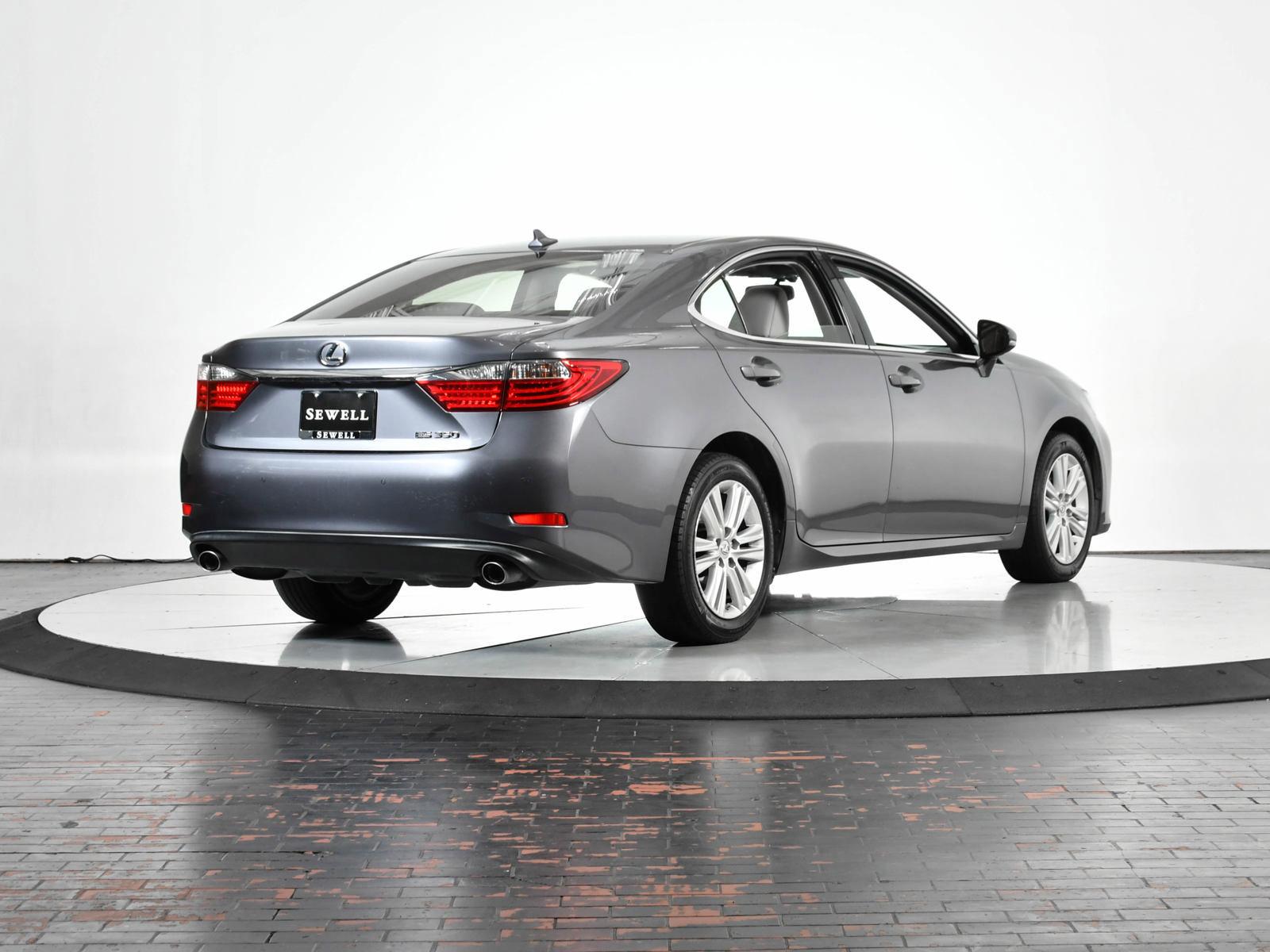 2014 Lexus ES 350 Vehicle Photo in DALLAS, TX 75235