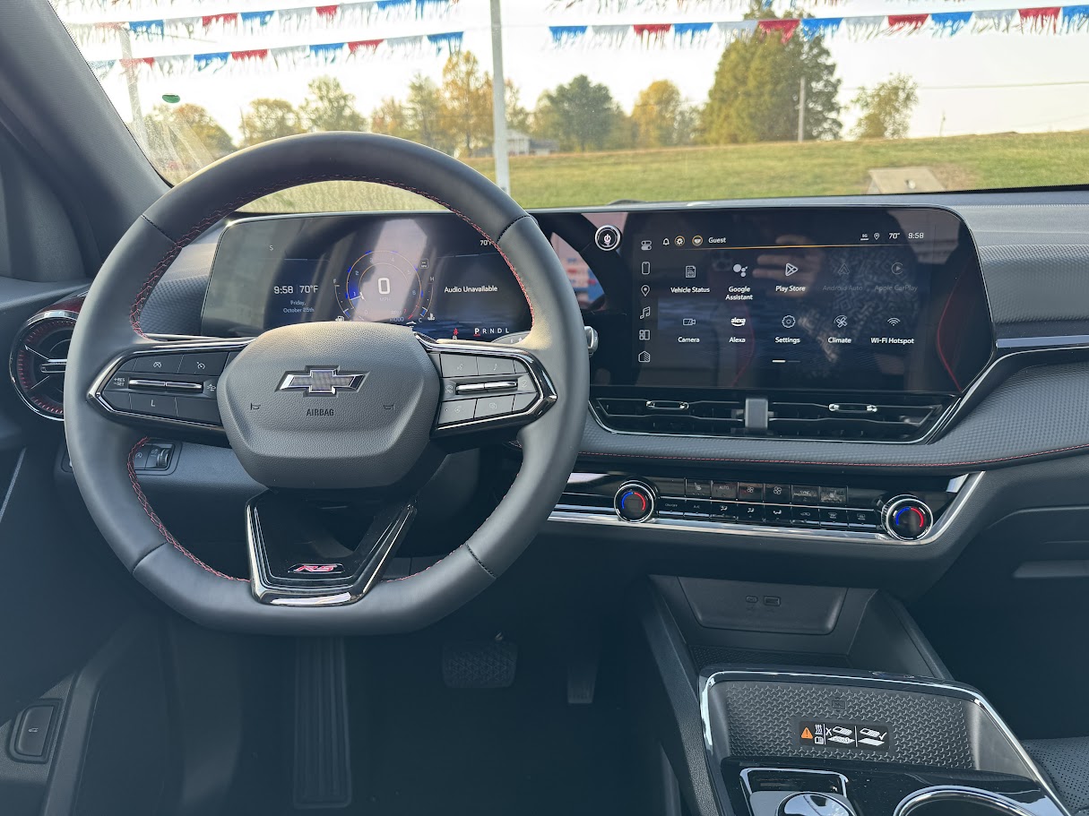 2025 Chevrolet Equinox Vehicle Photo in BOONVILLE, IN 47601-9633