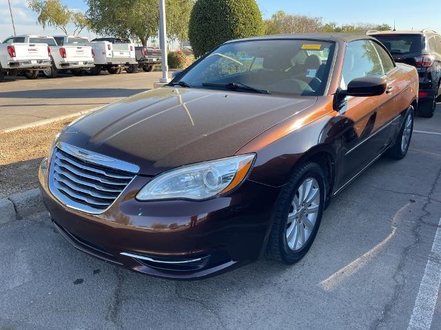 2013 Chrysler 200 Vehicle Photo in GOODYEAR, AZ 85338-1310