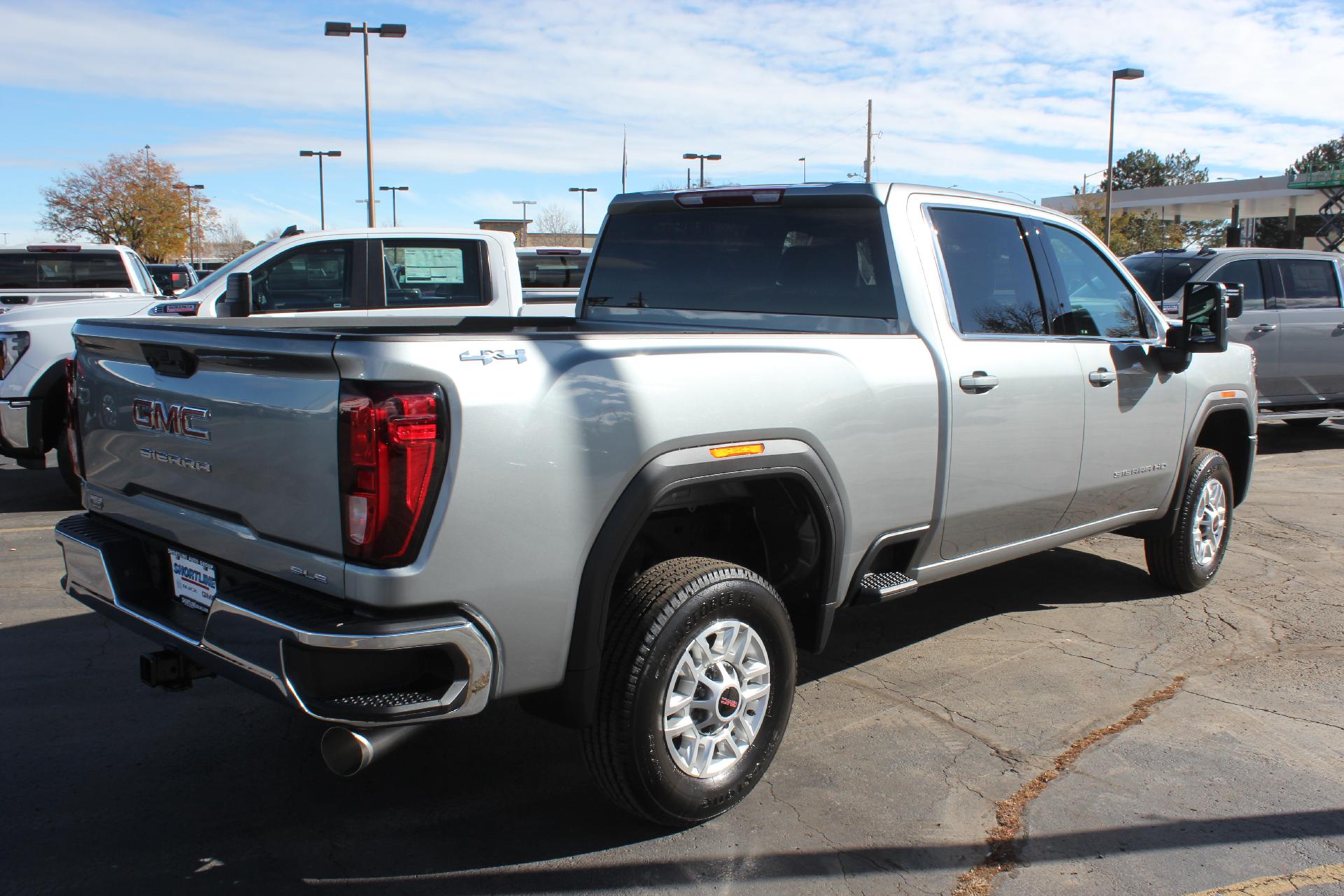 2025 GMC Sierra 2500 HD Vehicle Photo in AURORA, CO 80012-4011