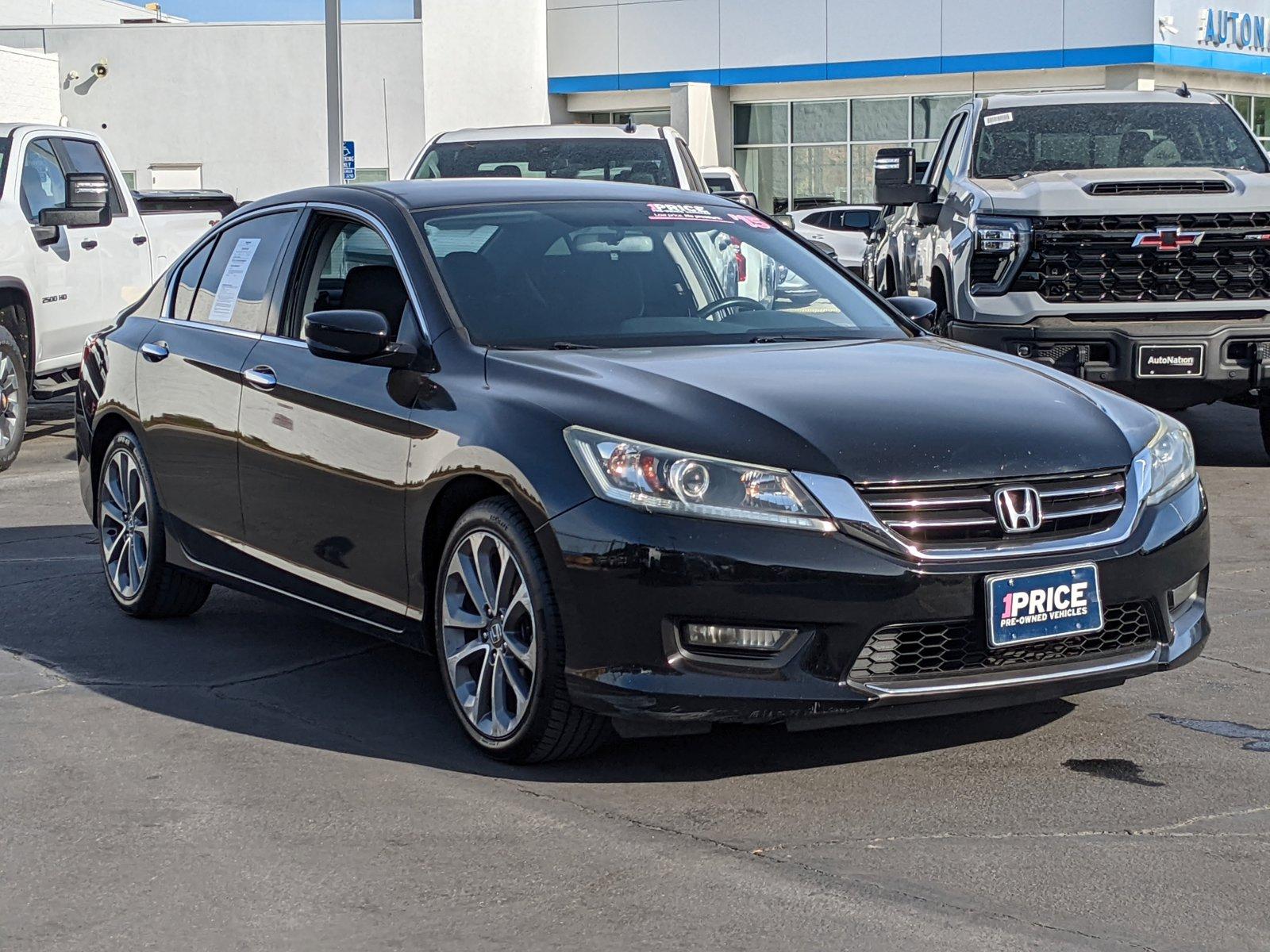 2015 Honda Accord Sedan Vehicle Photo in VALENCIA, CA 91355-1705