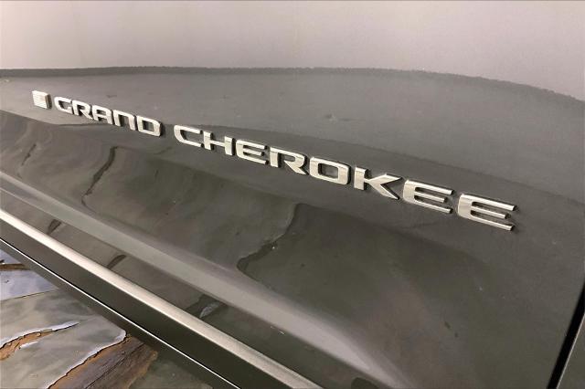 2021 Jeep Grand Cherokee L Vehicle Photo in Lees Summit, MO 64086