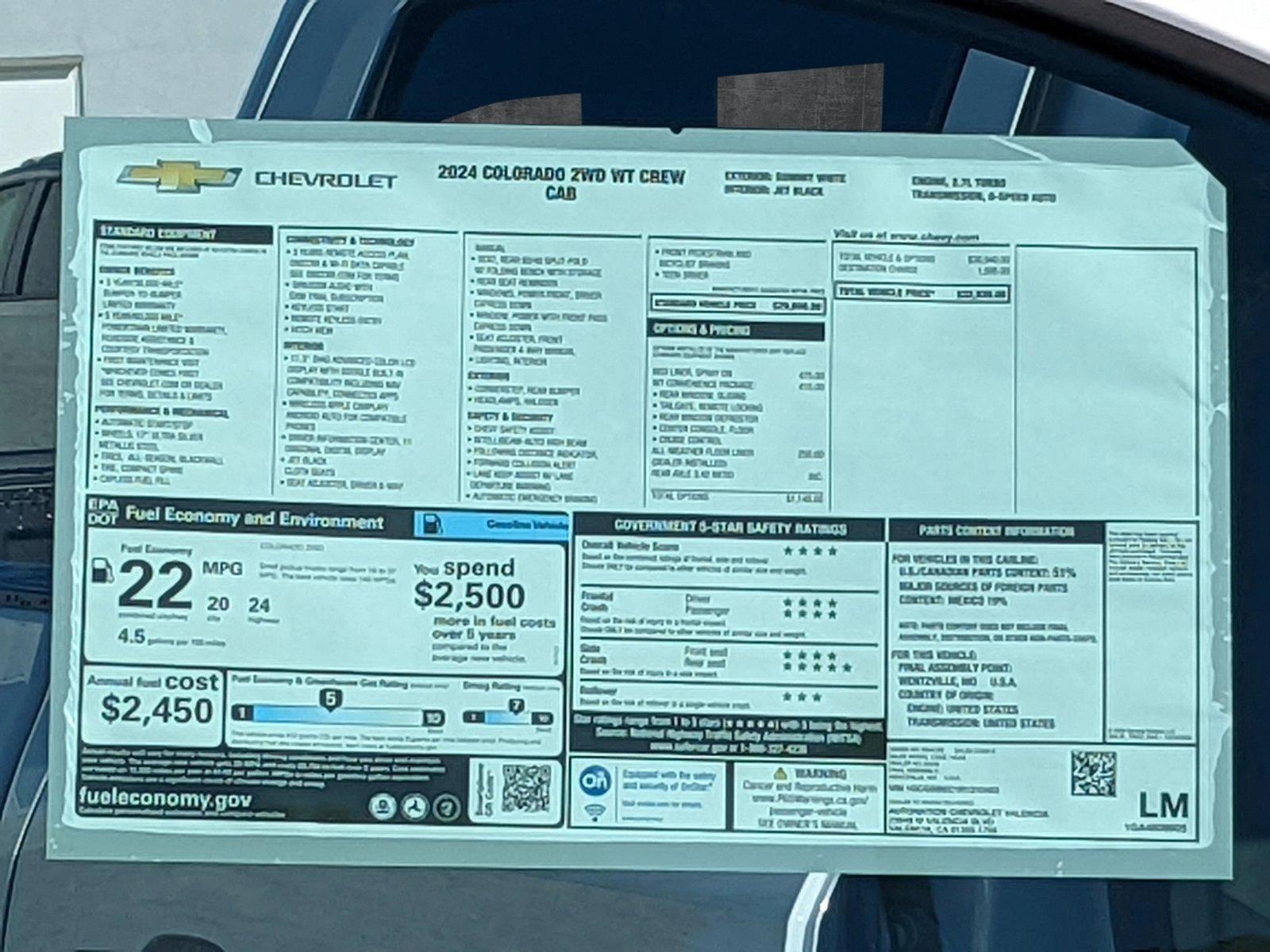 2024 Chevrolet Colorado Vehicle Photo in VALENCIA, CA 91355-1705