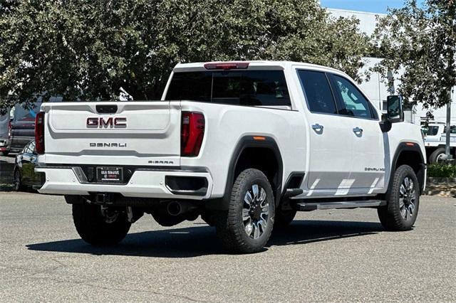 2024 GMC Sierra 2500 HD Vehicle Photo in ELK GROVE, CA 95757-8703