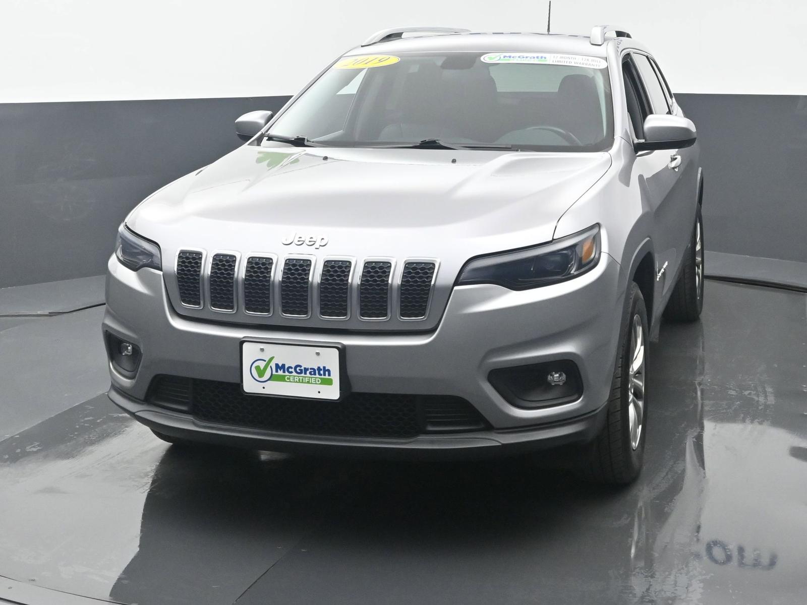 2019 Jeep Cherokee Vehicle Photo in Marion, IA 52302