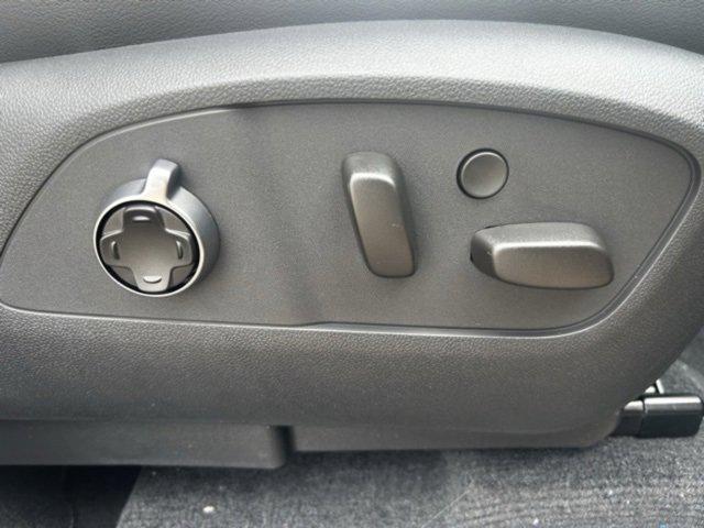 2025 Buick Enclave Vehicle Photo in JACKSON, MI 49202-1834